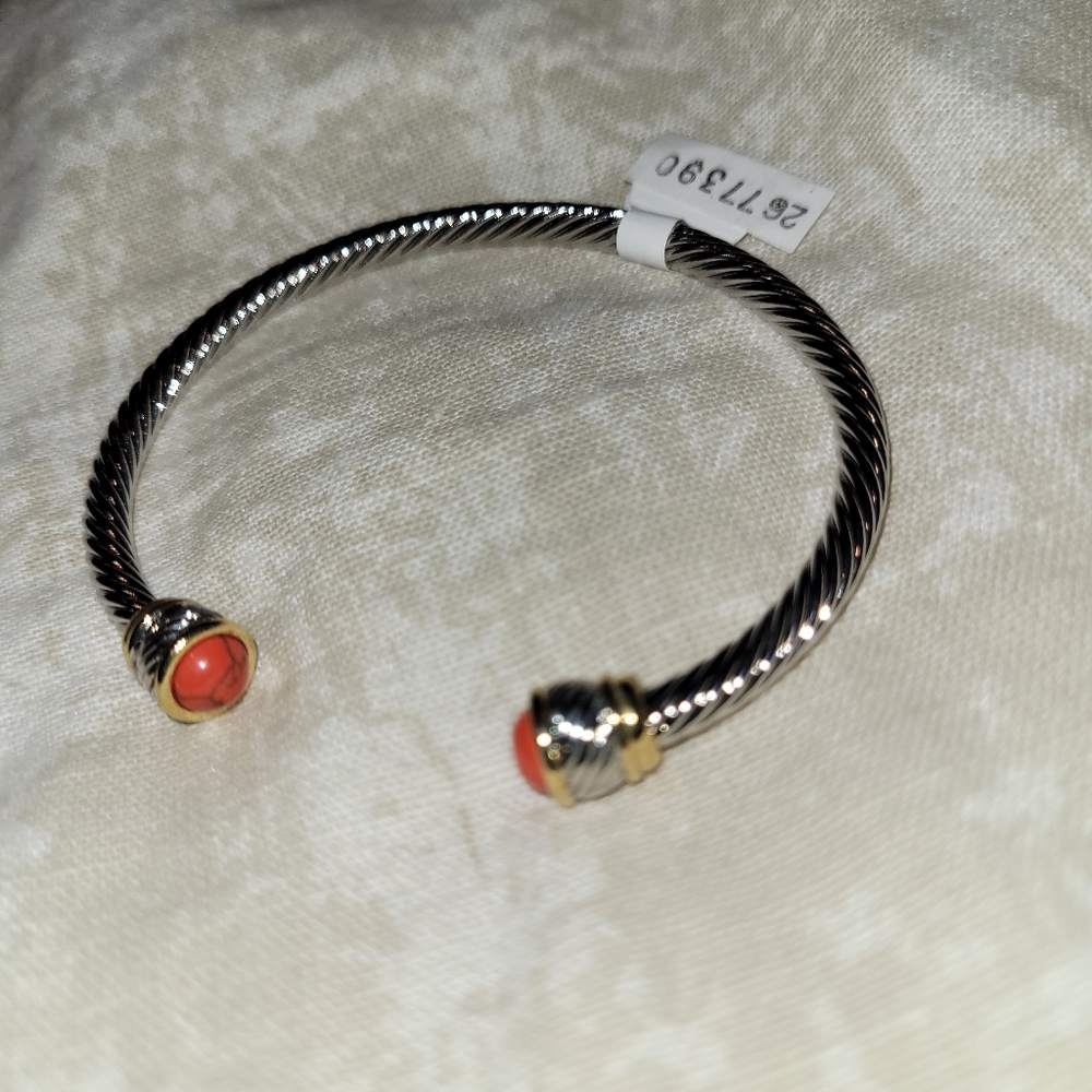 Women's braclet